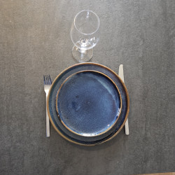 mise en scène - assiettes bleues