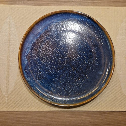 location - assiette bleue