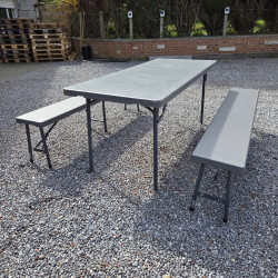 2 bancs avec 1 table ZOWN - location